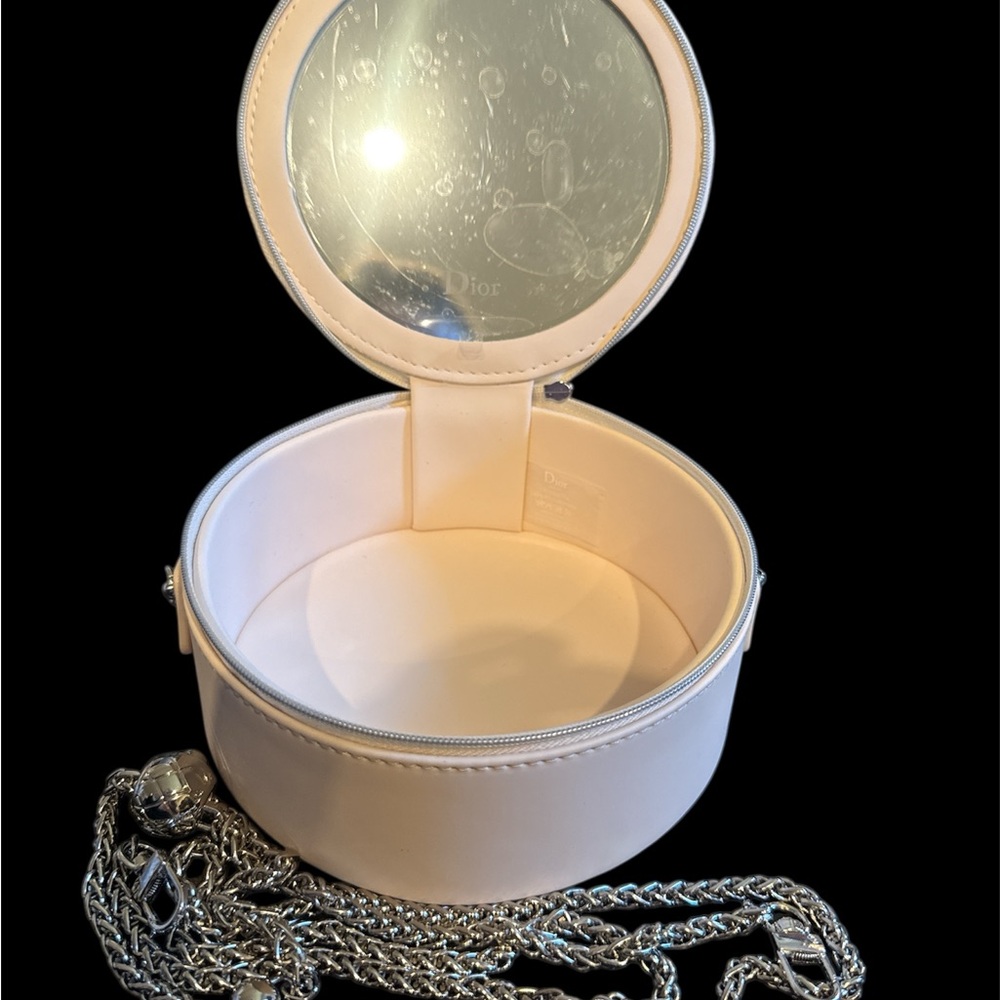 Dior Peach Quilted Mini Makeup Bag with Silver Chain and mirror - Picture 2 of 2